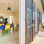 2 Bedroom Awesome In