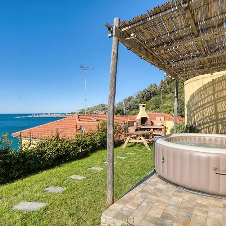 2 Bedroom Awesome In Cipressa