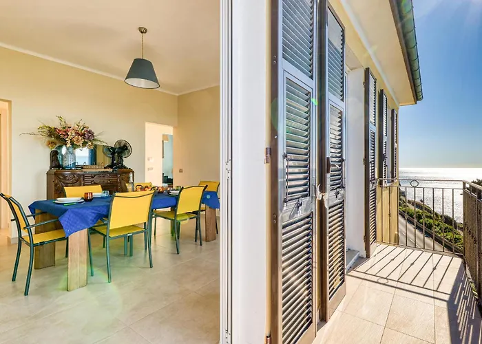 2 Bedroom Awesome In